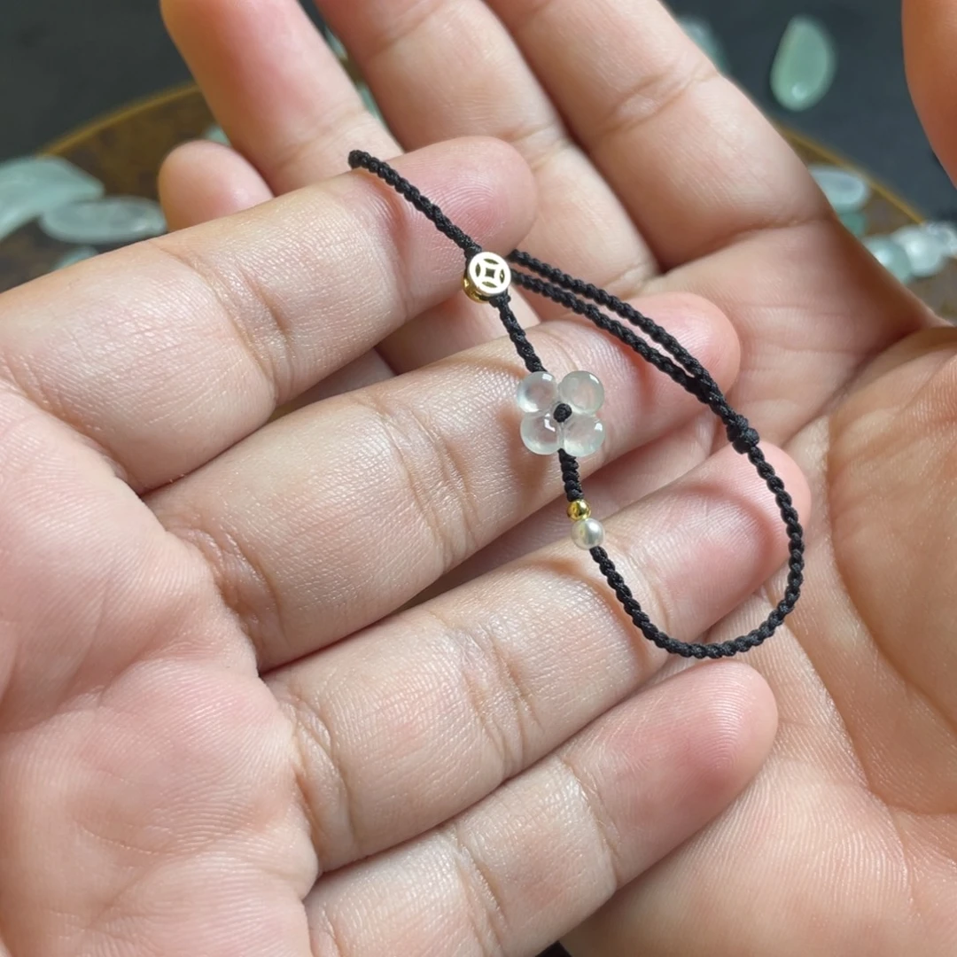 定制翡翠未镶嵌花花