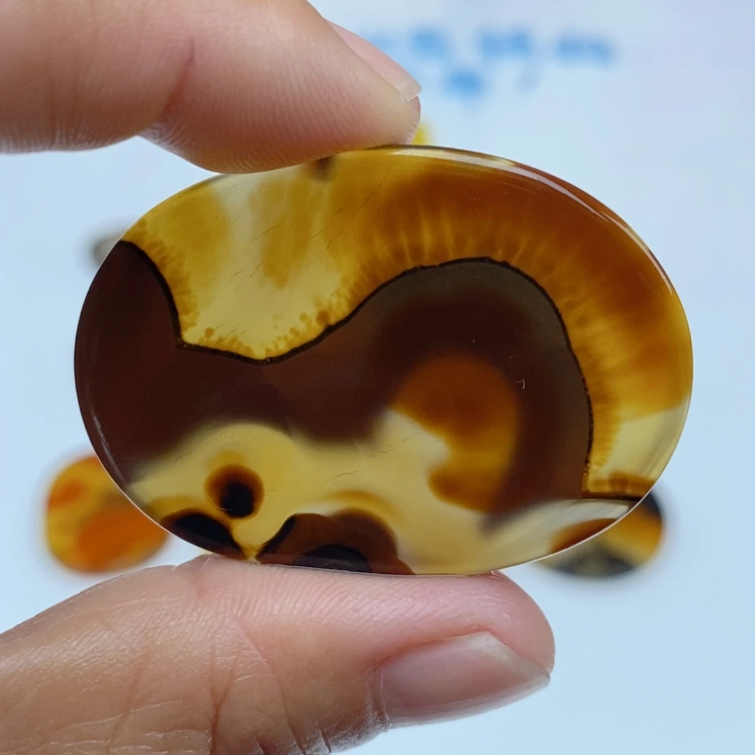玛瑙/玉髓未镶嵌珠宝半成品