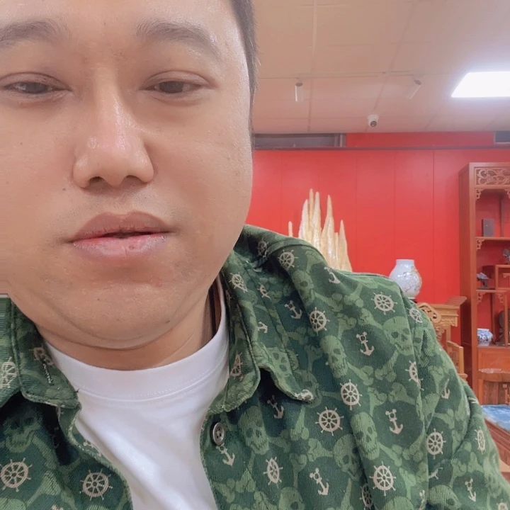 国画宋庄的一个小镇上