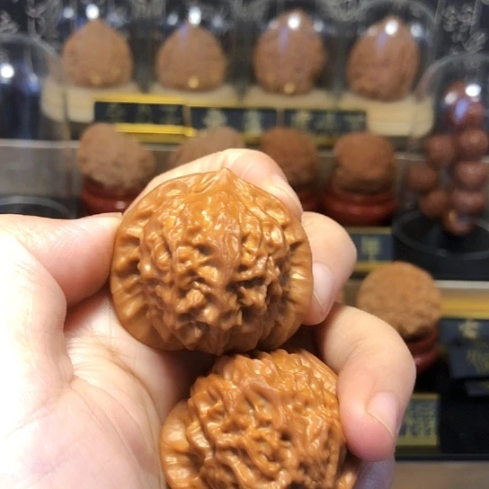 A****斯精品：瓷娃娃货头39尺
