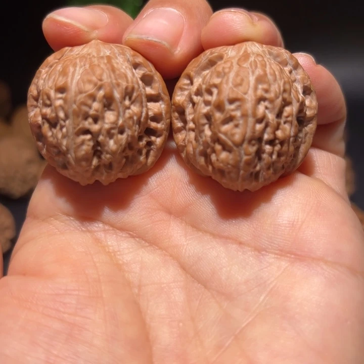 木质类文玩核桃吊坠野生磨盘31