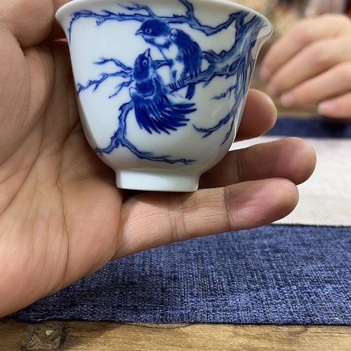 瓷杯子青花花鸟杯子