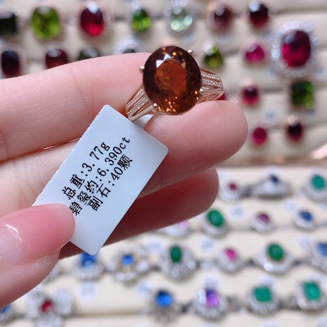 碧玺戒指18K金镶嵌兔*