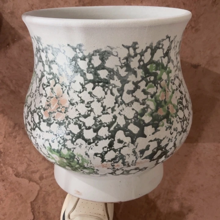 紫砂花盆口径27高度30一只小瑕疵