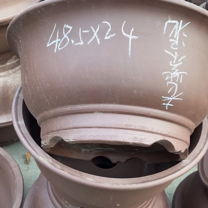 紫砂花盆160-2。 48.5-24。