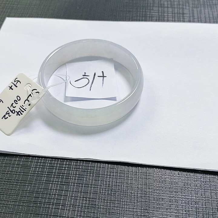 【闪购商品】未镶嵌手镯翡翠