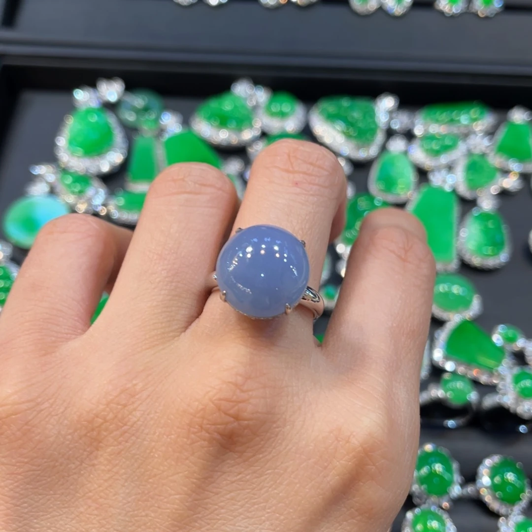 翡翠戒指18K金镶嵌蛋