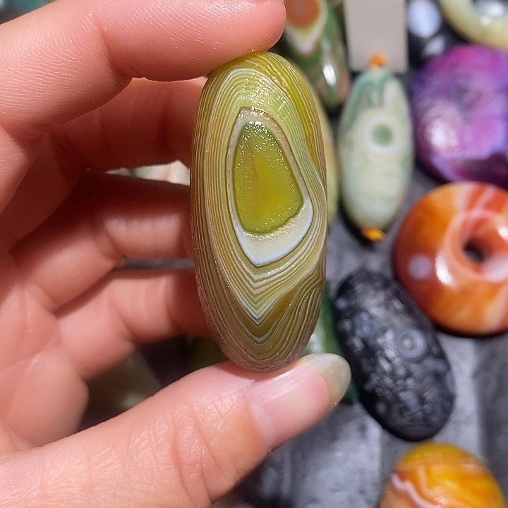 阳***光玛瑙/玉髓合金颈饰