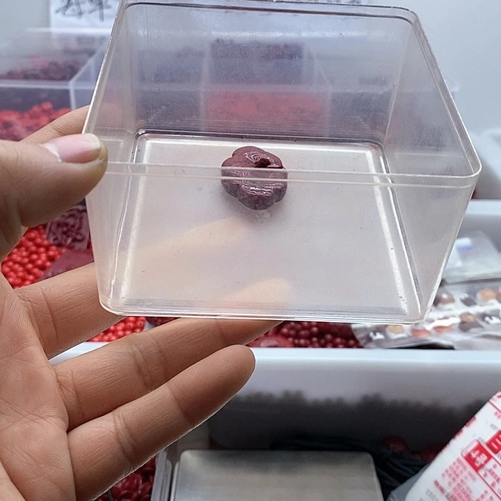 查罗石晶体砂祥云锁足金镶嵌