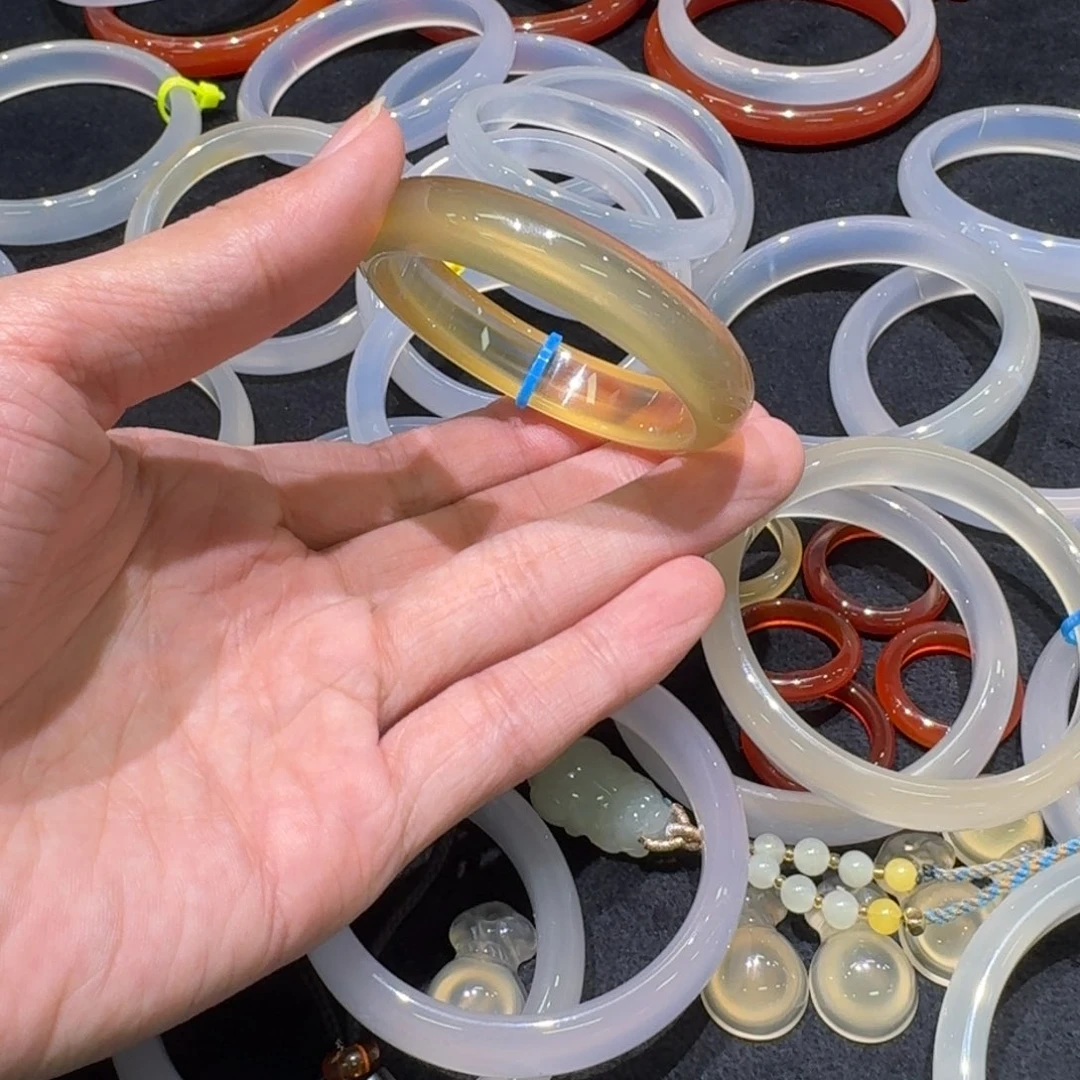 v***.玛瑙/玉髓未镶嵌手镯06