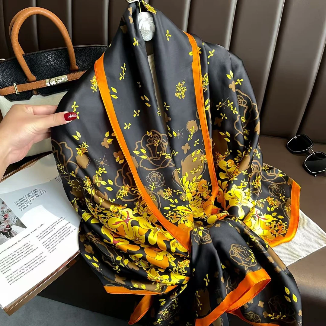 黄金花180*80云锦缎长巾