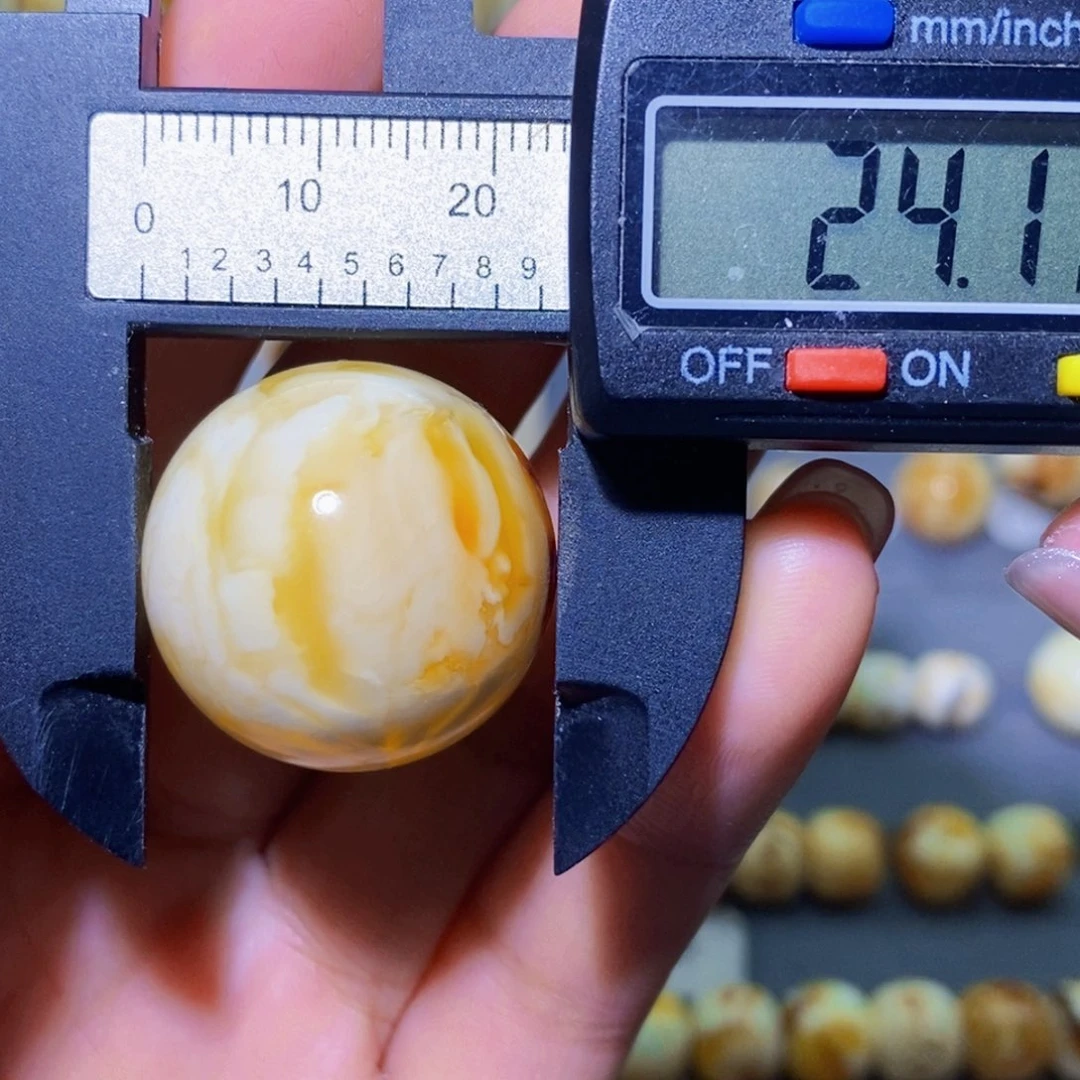 琥珀裸石未镶嵌琥珀蜜蜡