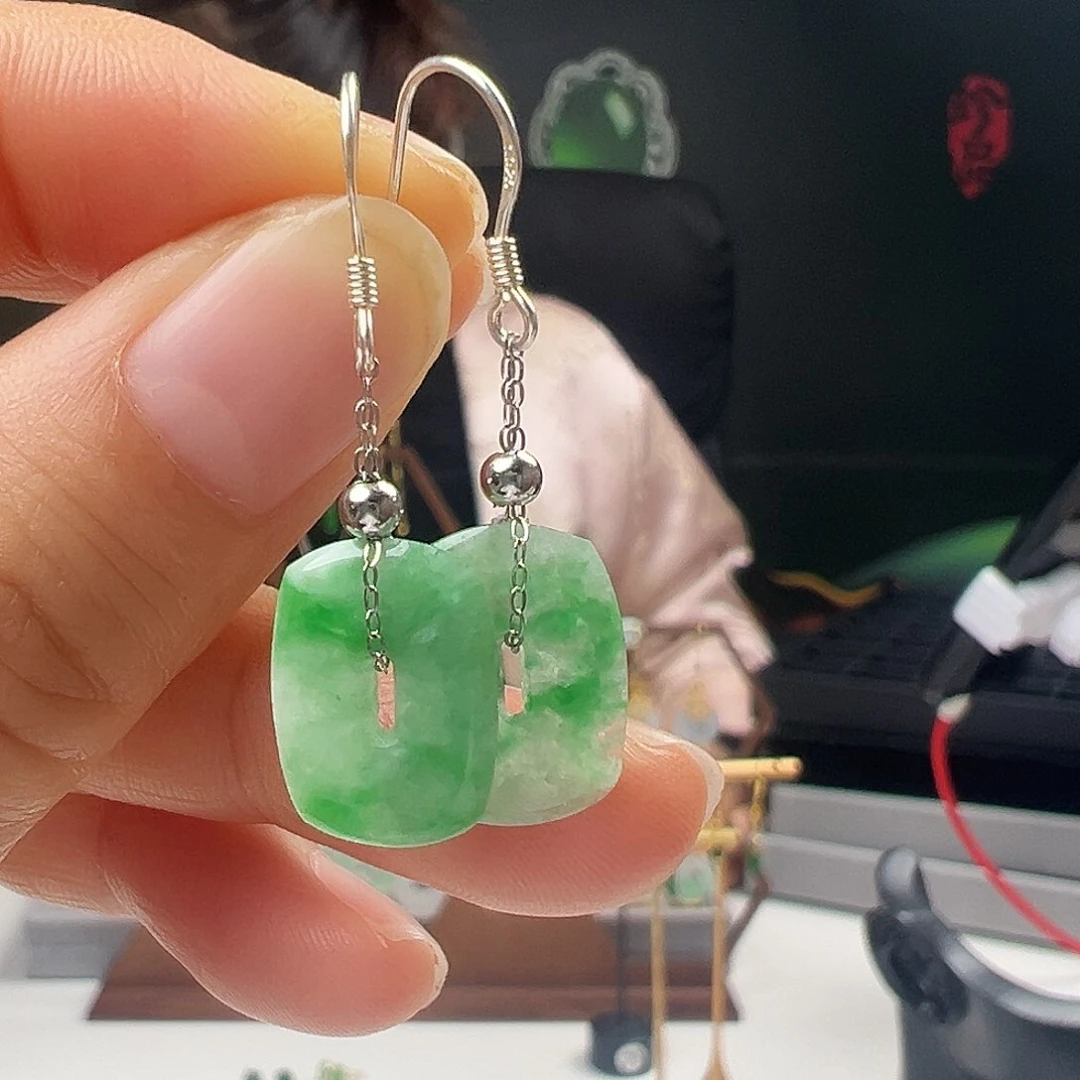 银S925镶嵌翡翠耳饰
