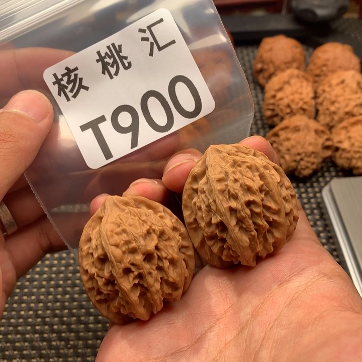 文玩核桃吊坠野生