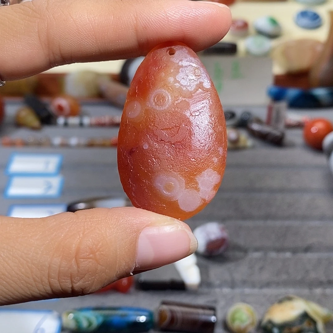 营***光玛瑙/玉髓合金颈饰