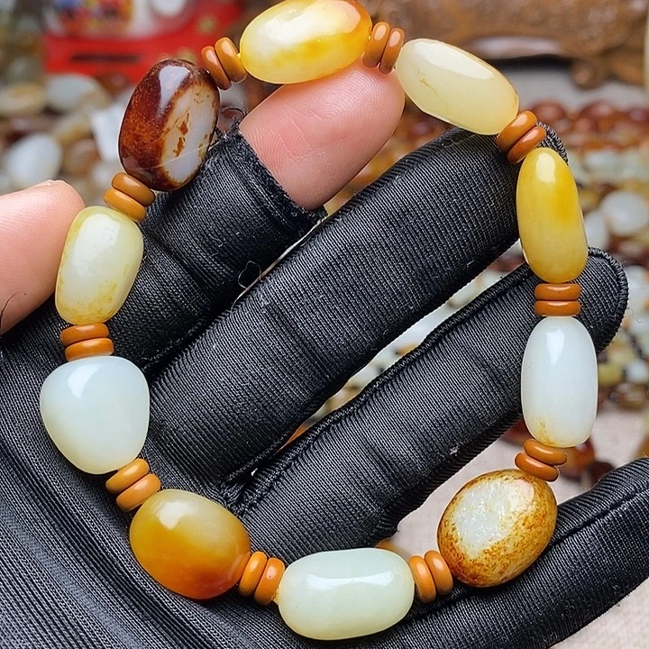 和田玉未镶嵌手链