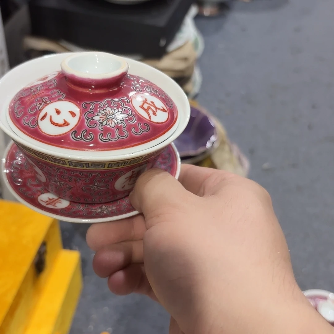 景德镇现代陶瓷用品