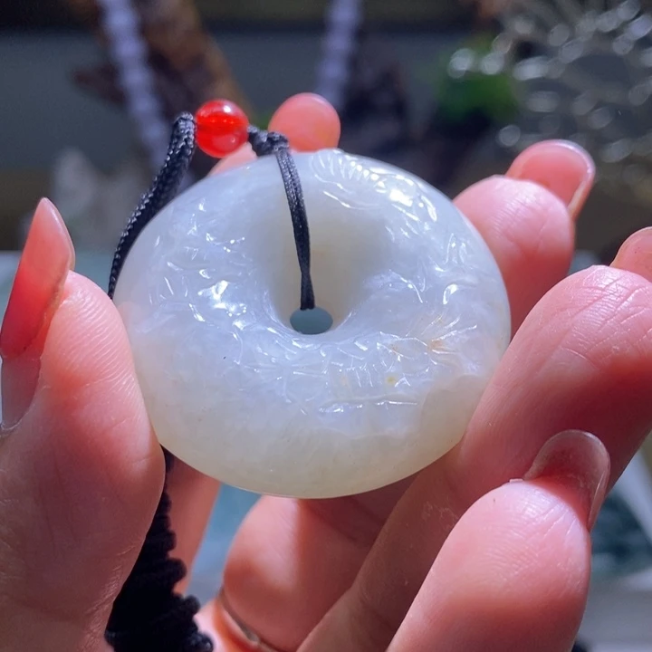 【闪购商品】翡翠未镶嵌颈饰扣子