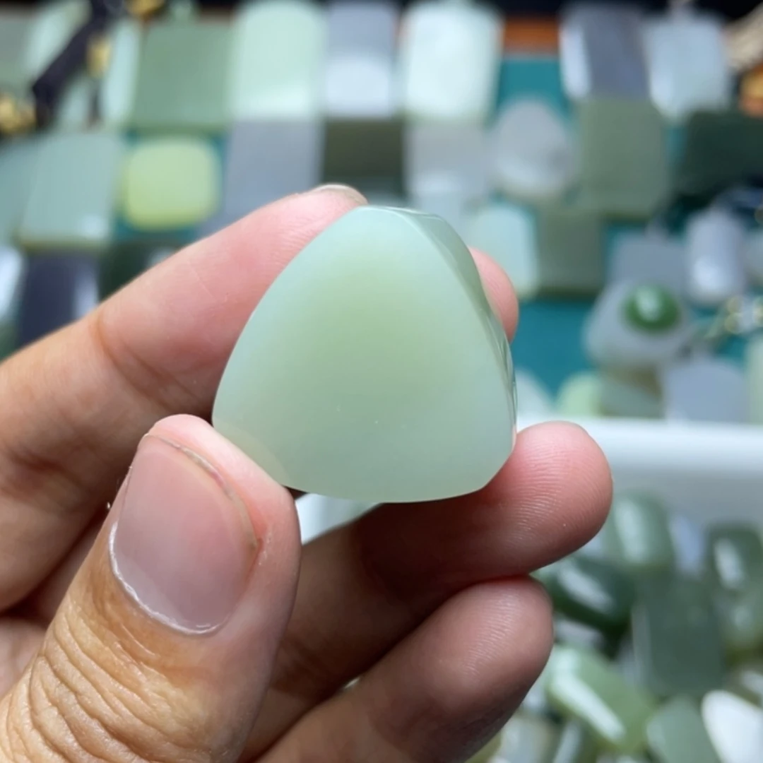 【闪购商品】颈饰未镶嵌和田玉金****私