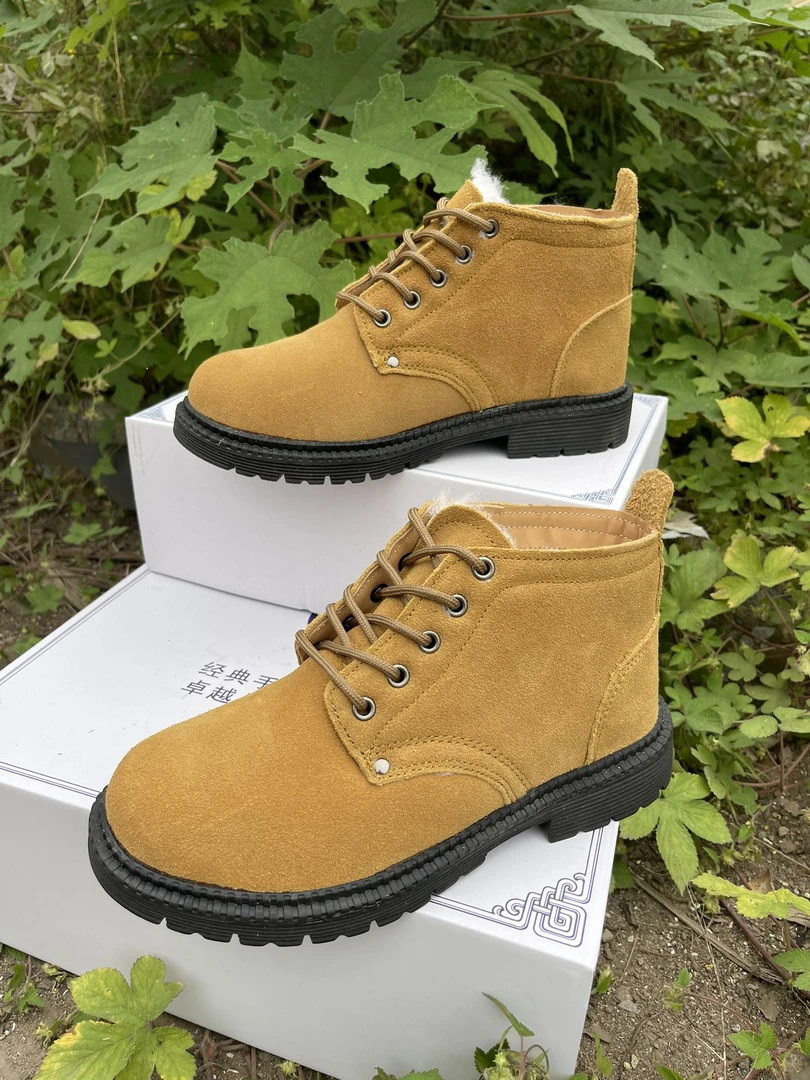 男女通用轮胎底耐磨劳保工作鞋