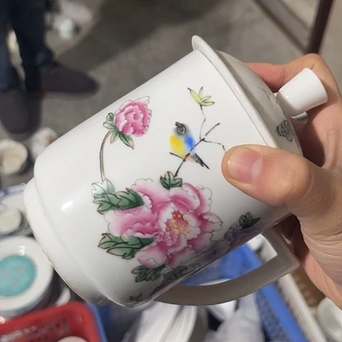 其他瓷手绘办公杯一个