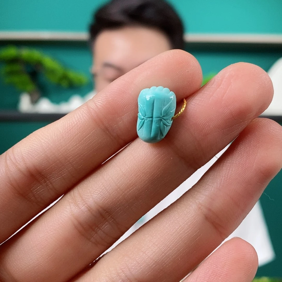 未镶嵌绿松石珠宝奇石