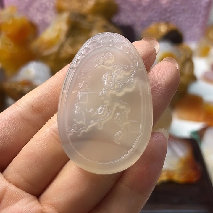 玛瑙/玉髓颈饰合金