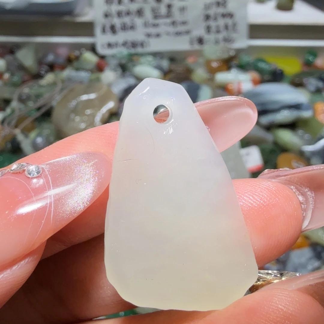 和田玉未镶嵌珠宝半成品