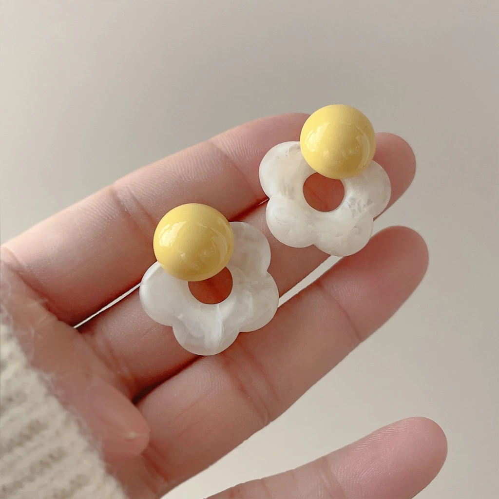 铜合金树脂耳饰 甜美暖色系花朵撞色耳钉女撞色气质百搭简约耳饰