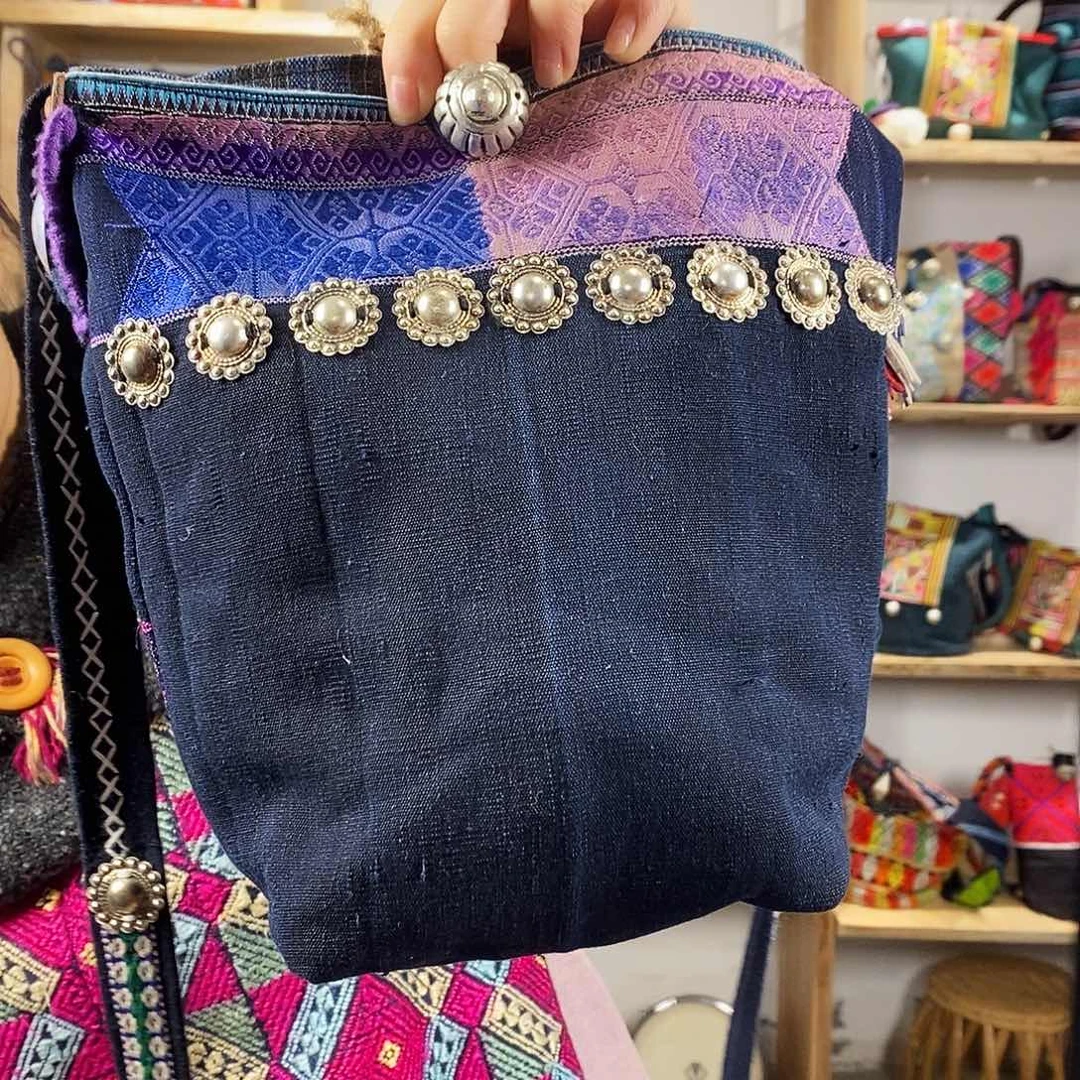 麻***叔织绣土布织锦手工制作包包