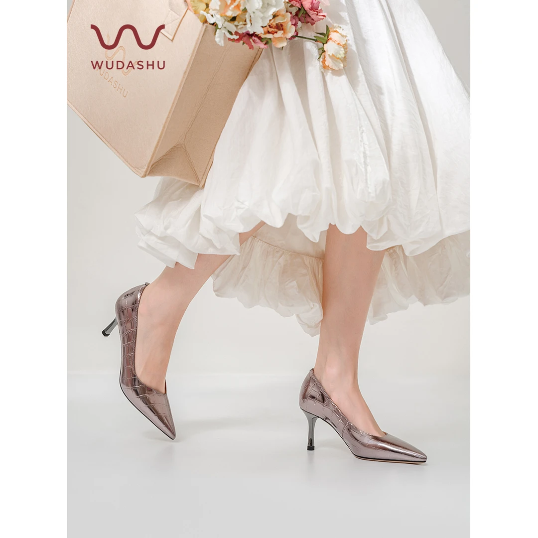 气质尖头真皮高跟鞋春季新款百搭气质细跟工作单鞋2025职业风女鞋