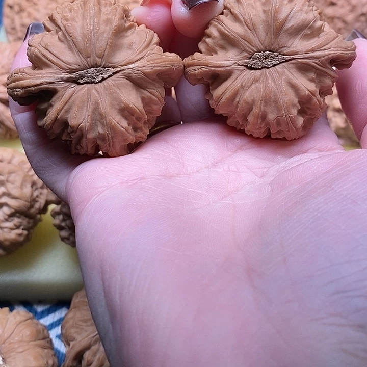 吊坠文玩核桃45尺全品白狮子