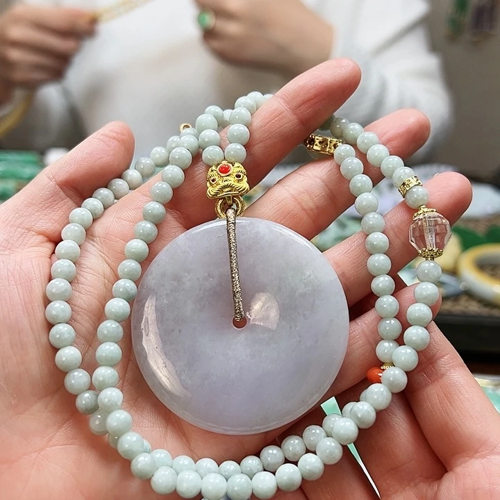 翡翠颈饰未镶嵌吊坠