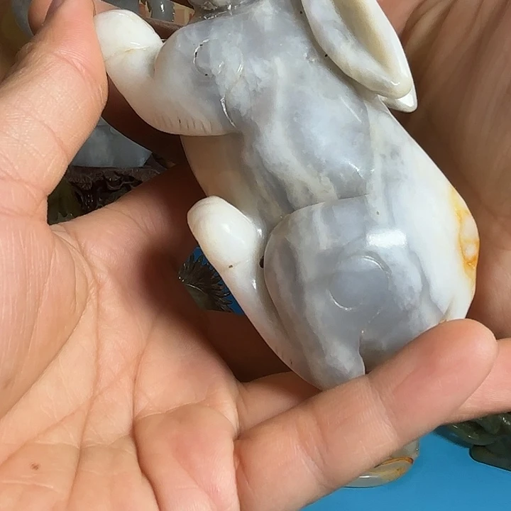 风***沙和田玉未镶嵌挂件