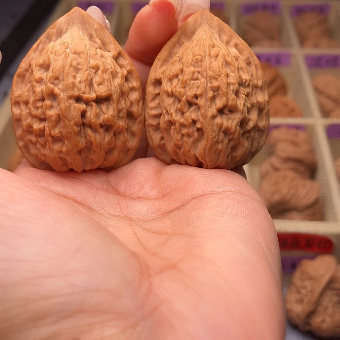 文玩核桃吊坠玉鸡35