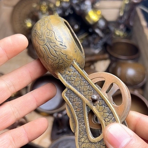 铜制文玩把玩物件