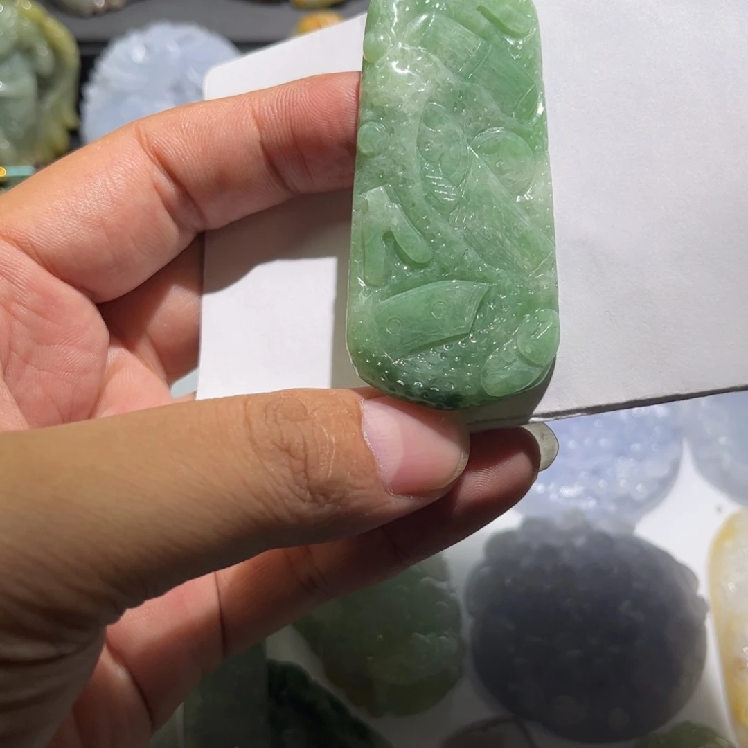 未镶嵌定制翡翠八破图
