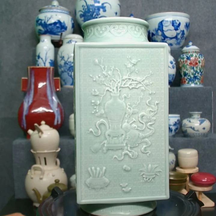 水***土花瓶一个完整无缺