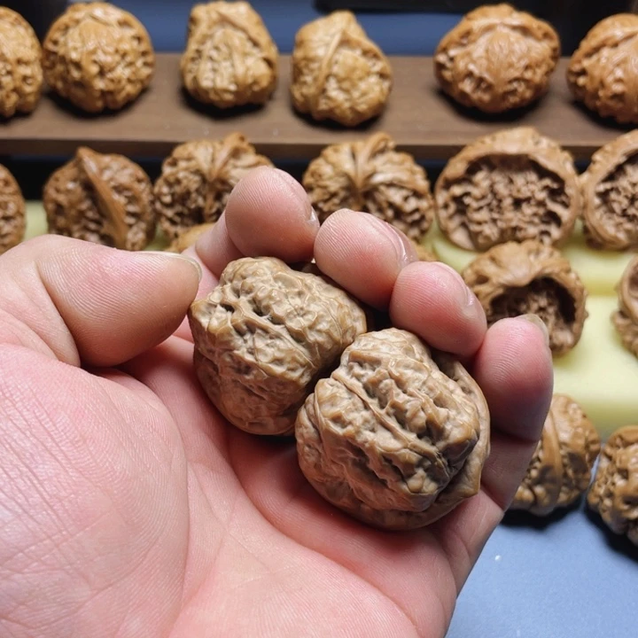 S***g文玩核桃把件蛤蟆头