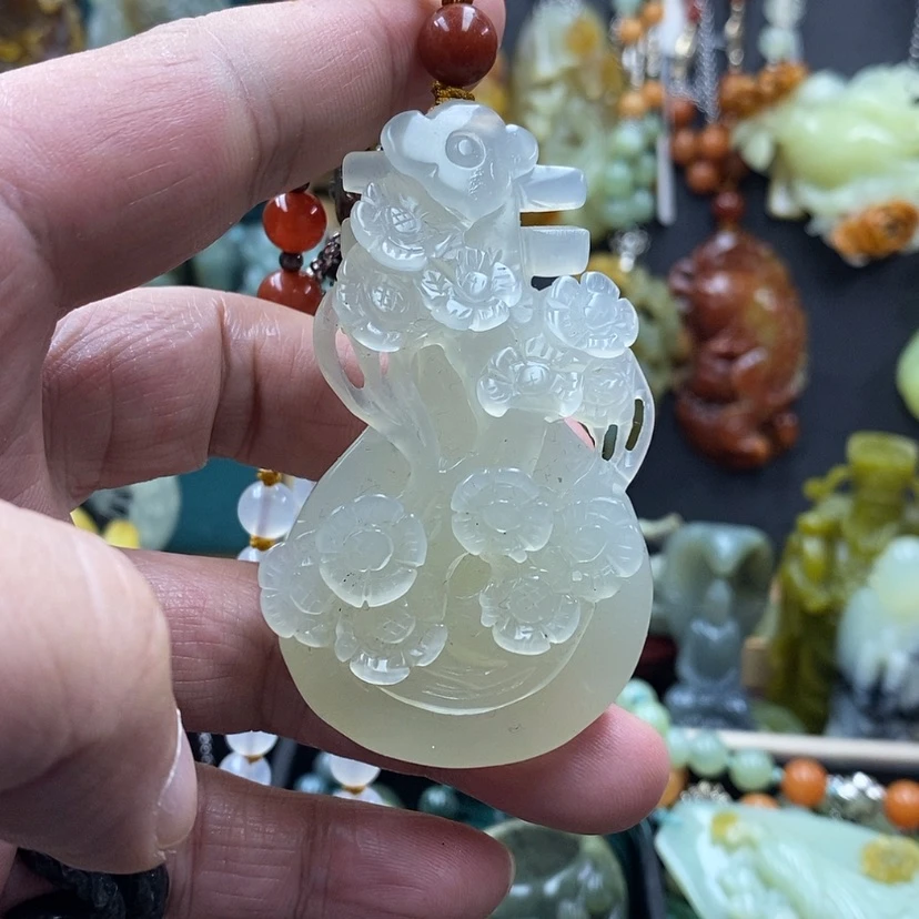 【闪购商品】蛇纹石玉吊坠未镶嵌