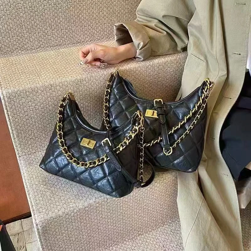 新款时尚轻奢百搭潮流女士单肩斜挎包2100黑色小号