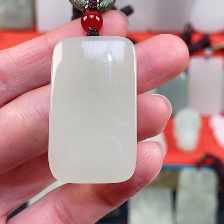 【闪购商品】颈饰未镶嵌和田玉