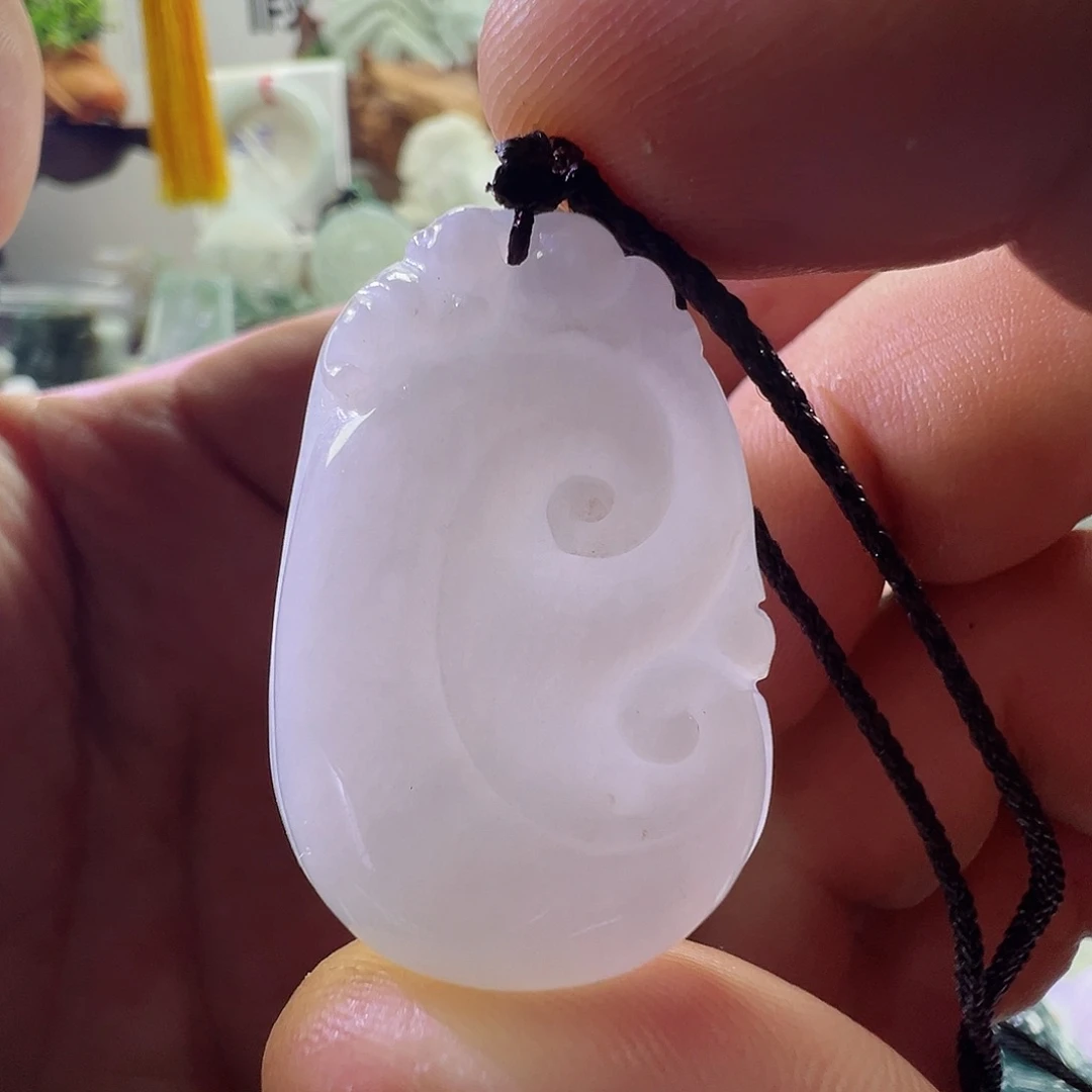 翡翠未镶嵌颈饰翡翠如意