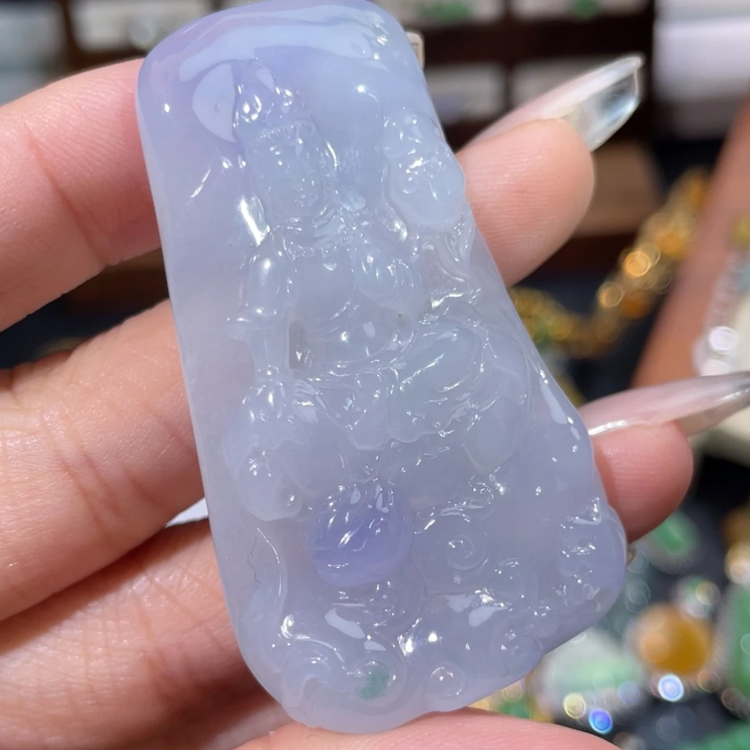 翡翠未镶嵌颈饰紫观音
