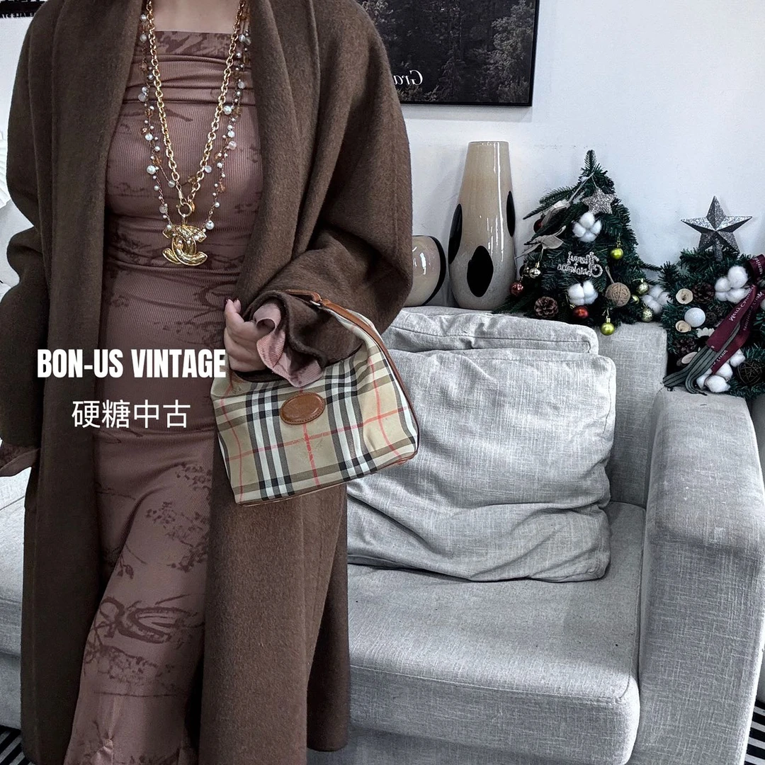 95新 BURBERRY/博柏利 8613148/英伦格遛狗包