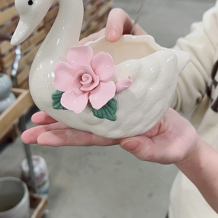 有孔.凑满10元发货多肉陶瓷花盆！