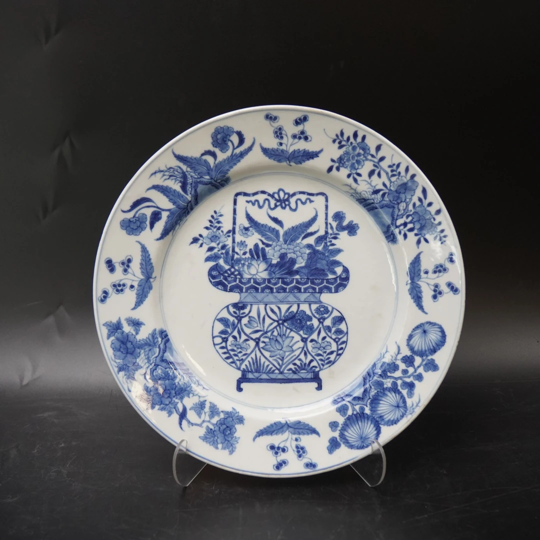 Lot.25080981清康熙青花提篮花花卉纹赏盘 直径：约28.6cm