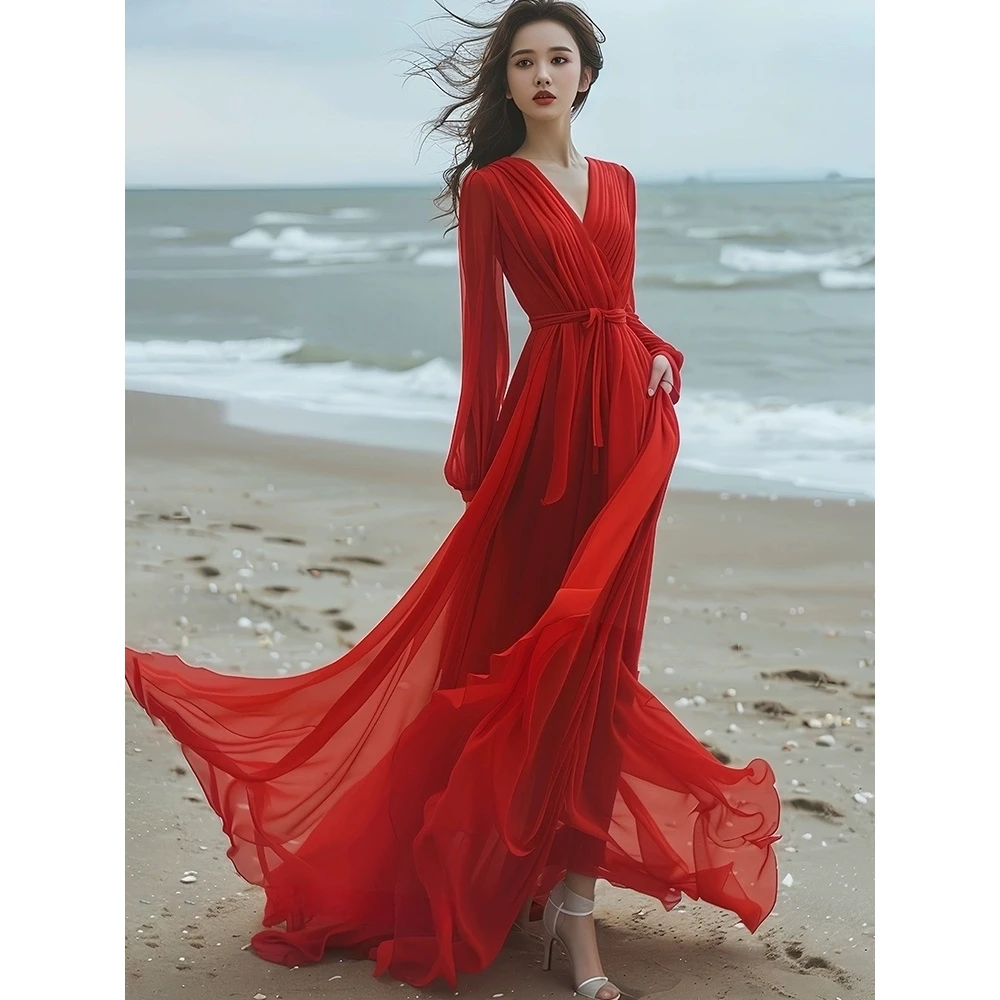 高端红色真丝连衣裙2025夏季新款仙女沙滩裙大摆洋气质度假长裙子