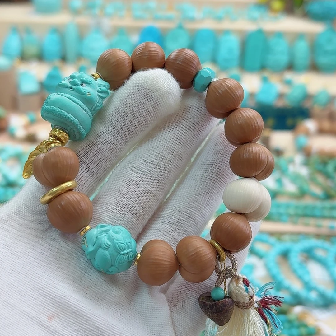 绿松石18K金镶嵌珠宝奇石