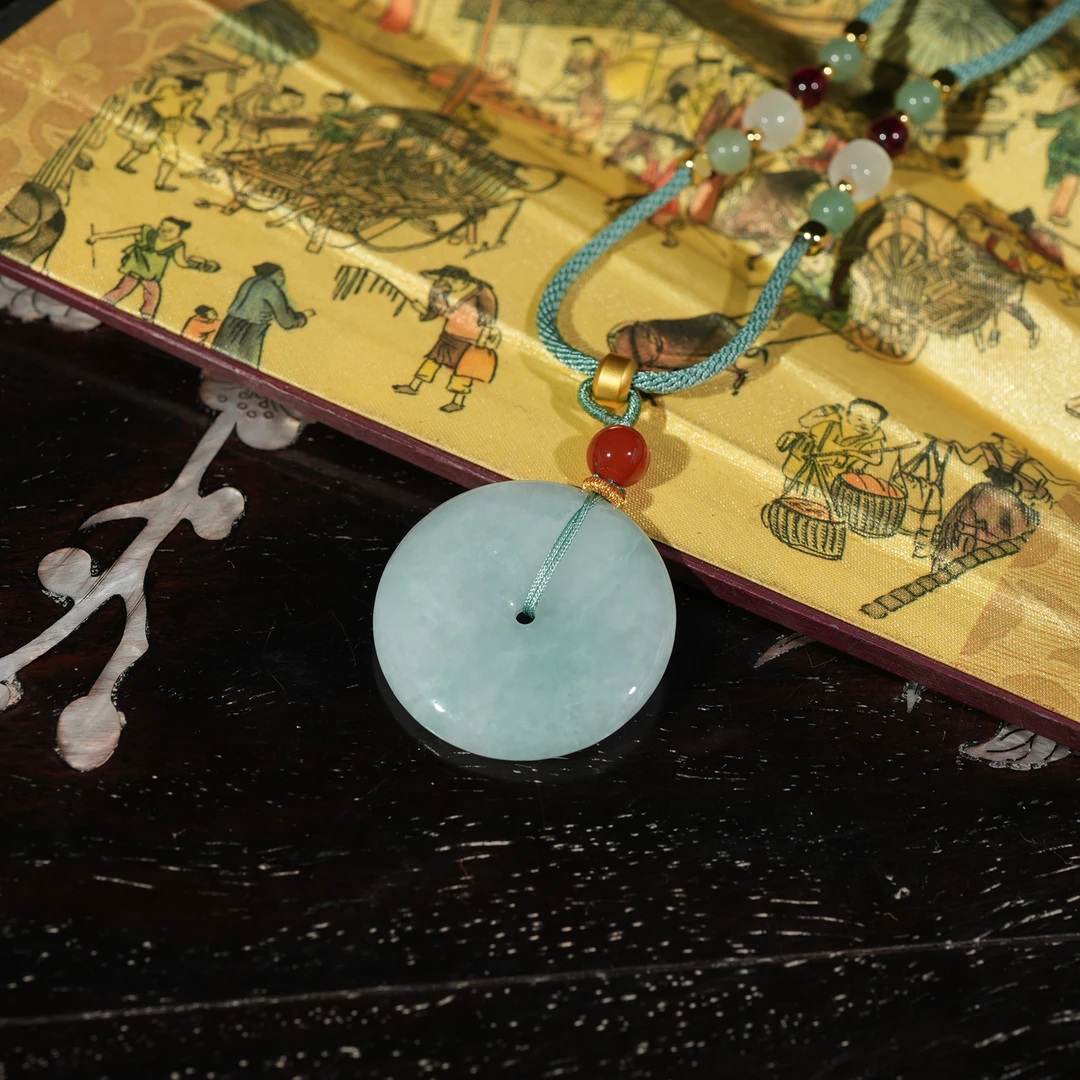 2.25香港王老板-翡翠吊坠多样性发一a1975